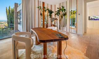 Villa de lujo de primera clase con vistas al mar en venta en una urbanización privada de La Quinta, Marbella - Benahavís 803711 