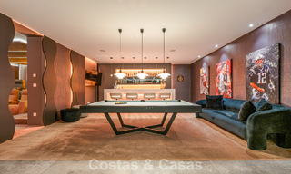 Villa de lujo de primera clase con vistas al mar en venta en una urbanización privada de La Quinta, Marbella - Benahavís 803715 