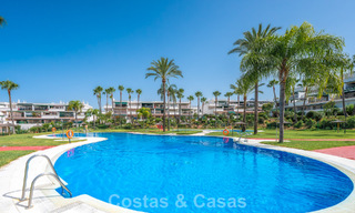 Amplio apartamento en venta a poca distancia de la playa y Puerto Banús, Marbella 803932 