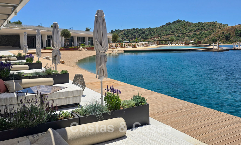 Exclusiva villa de diseño ultramoderna con vistas panorámicas al mar en venta en Real de La Quinta, Marbella - Benahavís 804144