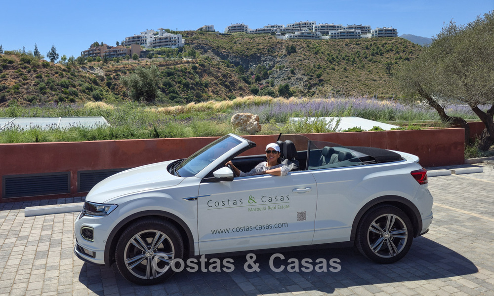 Exclusiva villa de diseño ultramoderna con vistas panorámicas al mar en venta en Real de La Quinta, Marbella - Benahavís 804145