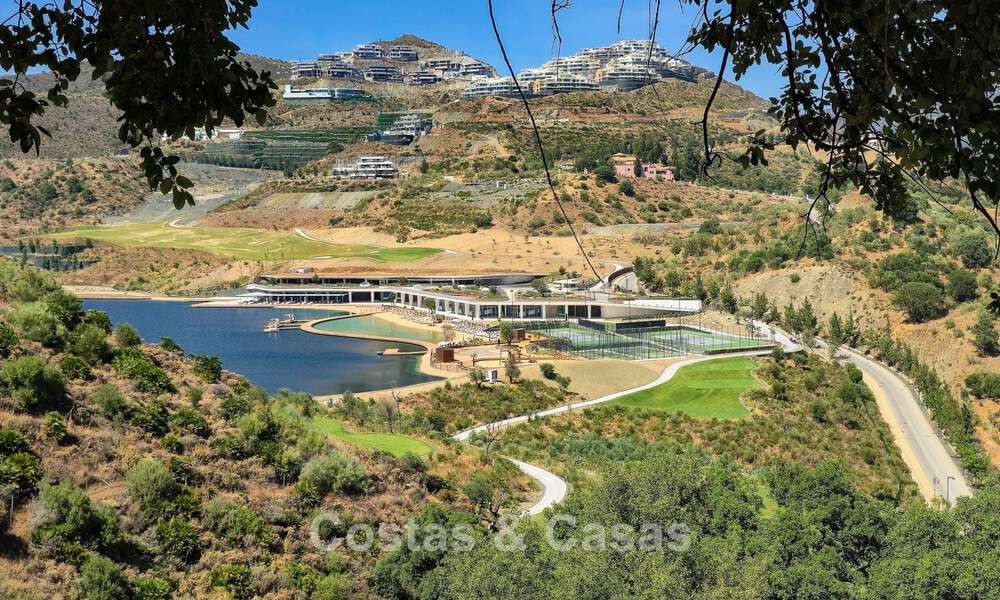 Exclusiva villa de diseño ultramoderna con vistas panorámicas al mar en venta en Real de La Quinta, Marbella - Benahavís 804149