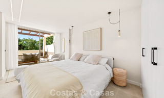 Apartamento de lujo reformado con vistas panorámicas en venta en Nueva Andalucía, Marbella 804060 
