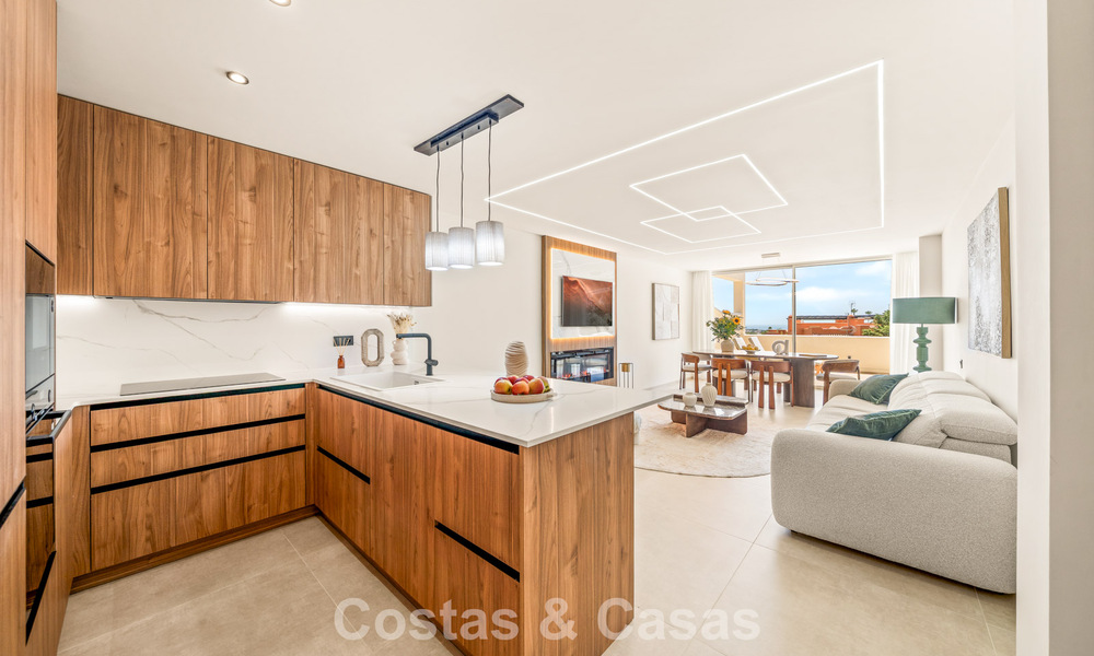 Apartamento de lujo reformado con vistas panorámicas en venta en Nueva Andalucía, Marbella 804067