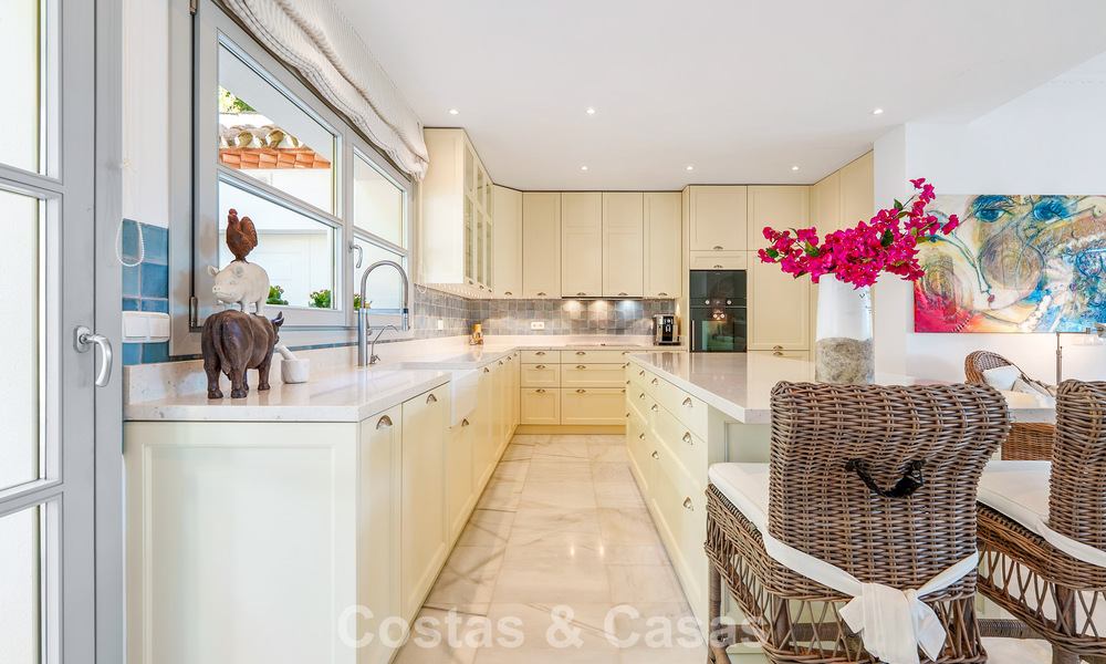Encantadora villa de estilo medit erráneo en venta en Sierra Blanca, en la Milla de Oro de Marbella 804014