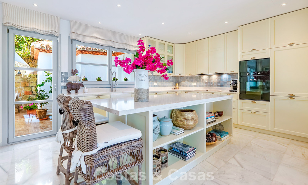 Encantadora villa de estilo medit erráneo en venta en Sierra Blanca, en la Milla de Oro de Marbella 804015