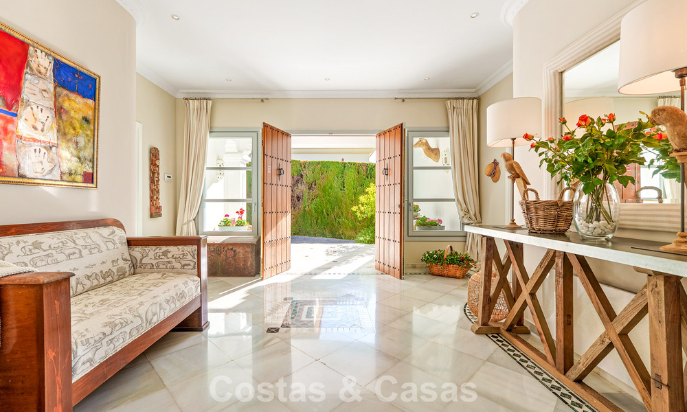 Encantadora villa de estilo medit erráneo en venta en Sierra Blanca, en la Milla de Oro de Marbella 804022