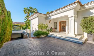 Encantadora villa de estilo medit erráneo en venta en Sierra Blanca, en la Milla de Oro de Marbella 804026 