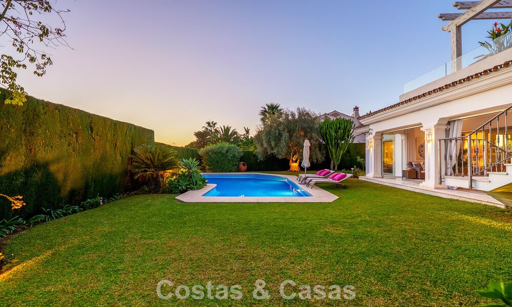 Encantadora villa de estilo medit erráneo en venta en Sierra Blanca, en la Milla de Oro de Marbella 804044