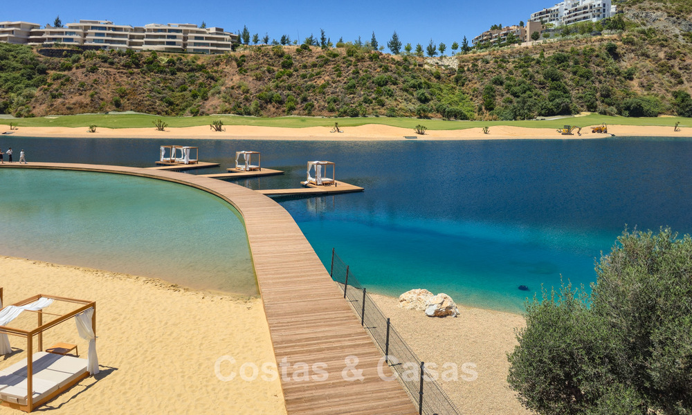 Villa de diseño arquitectónico con vistas panorámicas a la montaña y al mar en venta en Marbella - Benahavís 804254