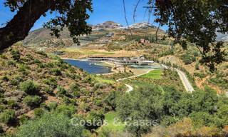 Villa de diseño arquitectónico con vistas panorámicas a la montaña y al mar en venta en Marbella - Benahavís 804261 