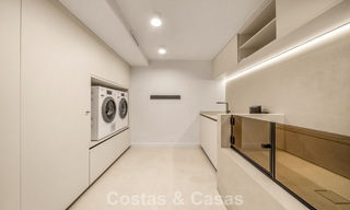 Elegante villa mediterránea reformada en venta en Cascada de Camoján, en la Milla de Oro de Marbella 804151 