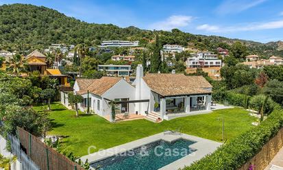 Elegante villa mediterránea reformada en venta en Cascada de Camoján, en la Milla de Oro de Marbella 804156