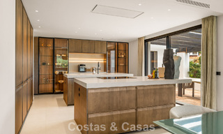 Elegante villa mediterránea reformada en venta en Cascada de Camoján, en la Milla de Oro de Marbella 804173 