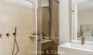 Apartamento dúplex con jardín, totalmente reformado, en venta en Nueva Andalucía, Marbella 804186 