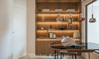 Apartamento dúplex con jardín, totalmente reformado, en venta en Nueva Andalucía, Marbella 804187 