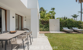 Apartamento dúplex con jardín, totalmente reformado, en venta en Nueva Andalucía, Marbella 804188 