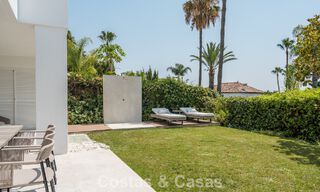 Apartamento dúplex con jardín, totalmente reformado, en venta en Nueva Andalucía, Marbella 804189 