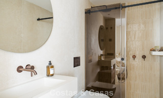 Apartamento dúplex con jardín, totalmente reformado, en venta en Nueva Andalucía, Marbella 804201 