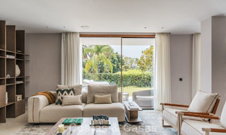 Apartamento dúplex con jardín, totalmente reformado, en venta en Nueva Andalucía, Marbella 804211 
