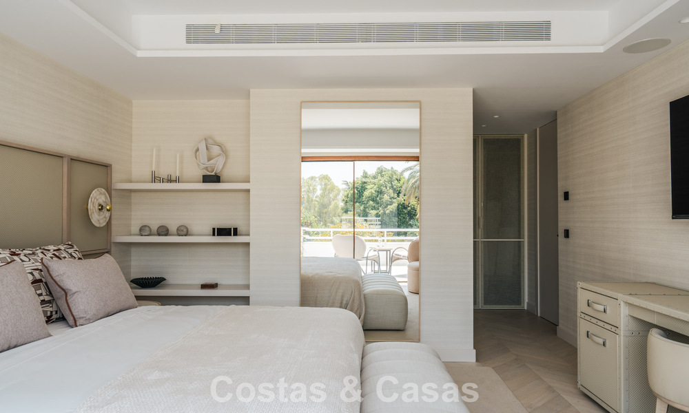 Apartamento dúplex con jardín, totalmente reformado, en venta en Nueva Andalucía, Marbella 804229