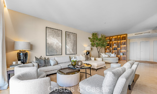 Ático de lujo con vistas panorámicas al mar en venta en La Quinta, Marbella - Benahavís 804301 