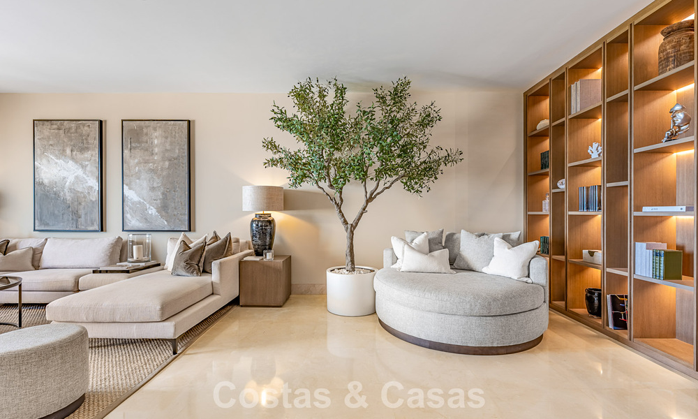 Ático de lujo con vistas panorámicas al mar en venta en La Quinta, Marbella - Benahavís 804303