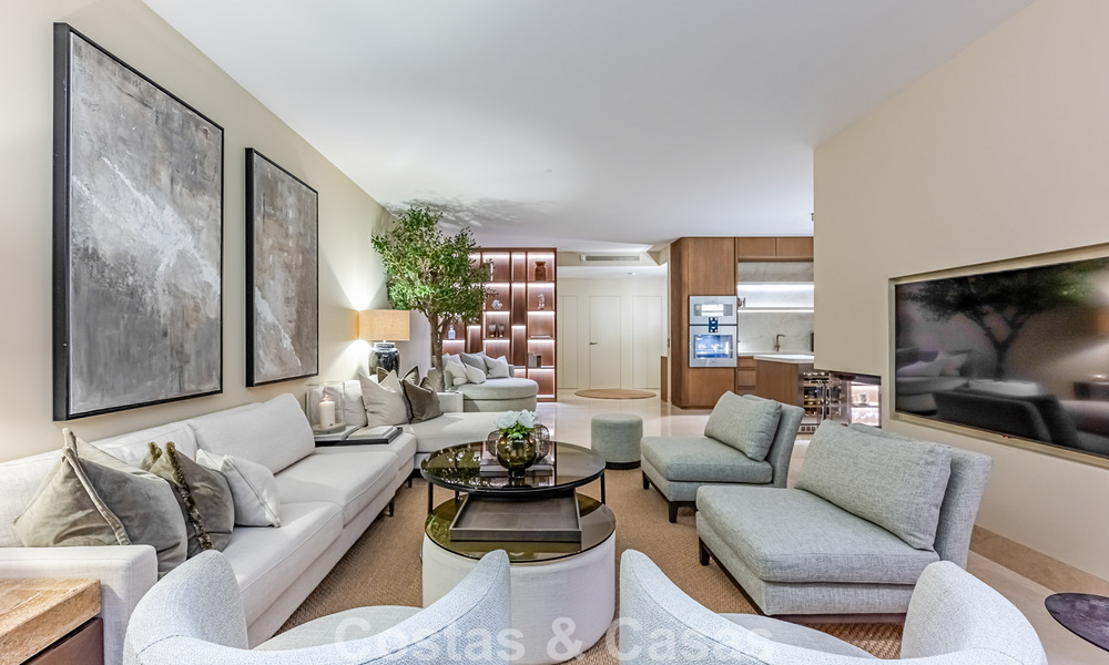 Ático de lujo con vistas panorámicas al mar en venta en La Quinta, Marbella - Benahavís 804304