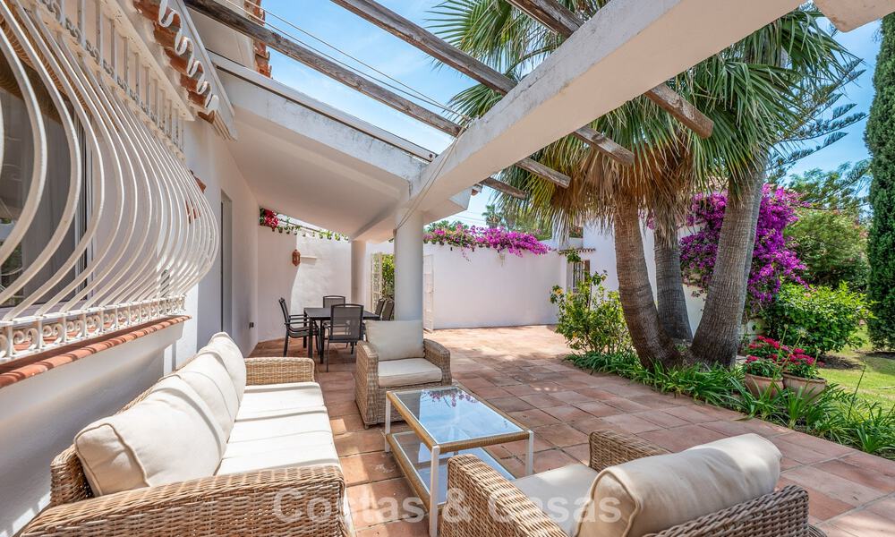 Villa mediterránea auténtica con alojamiento para invitados en venta cerca de la playa, San Pedro Playa, Marbella 804330