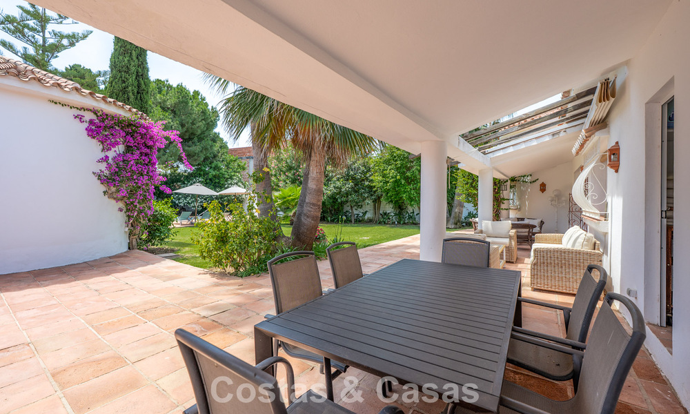 Villa mediterránea auténtica con alojamiento para invitados en venta cerca de la playa, San Pedro Playa, Marbella 804333