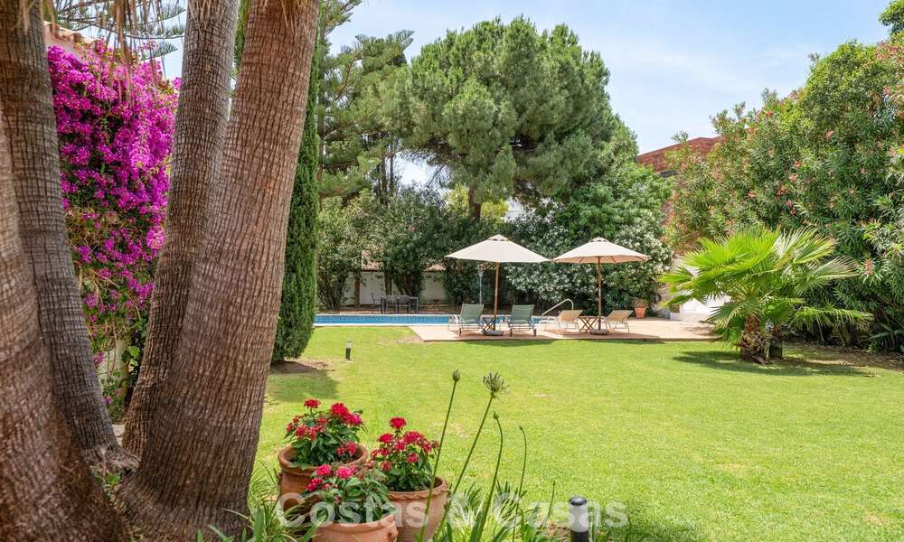 Villa mediterránea auténtica con alojamiento para invitados en venta cerca de la playa, San Pedro Playa, Marbella 804336