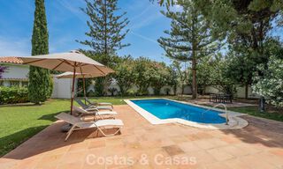 Villa mediterránea auténtica con alojamiento para invitados en venta cerca de la playa, San Pedro Playa, Marbella 804340 
