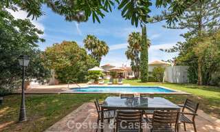Villa mediterránea auténtica con alojamiento para invitados en venta cerca de la playa, San Pedro Playa, Marbella 804341 