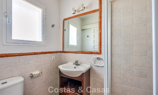 Villa mediterránea auténtica con alojamiento para invitados en venta cerca de la playa, San Pedro Playa, Marbella 804367 