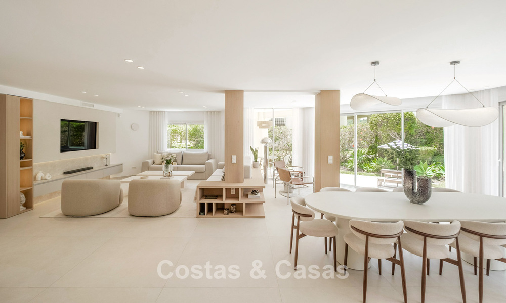 Vivienda pareada de lujo totalmente reformada, en primera línea de golf, en venta en La Quinta, Marbella - Benahavís 804470