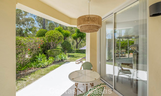 Vivienda pareada de lujo totalmente reformada, en primera línea de golf, en venta en La Quinta, Marbella - Benahavís 804479 