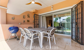Apartamento en planta baja en venta a solo 50 metros de la playa en la New Golden Mile, entre Marbella y Estepona 804509 