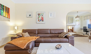 Apartamento en planta baja en venta a solo 50 metros de la playa en la New Golden Mile, entre Marbella y Estepona 804535 