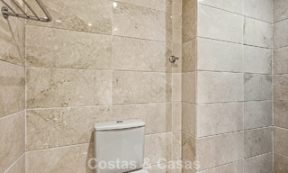 Apartamento en planta baja en venta a solo 50 metros de la playa en la New Golden Mile, entre Marbella y Estepona 804551 