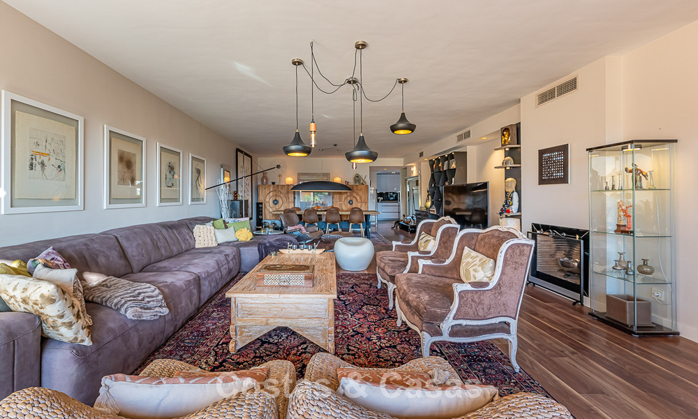 Ático dúplex espacioso con espectacular terraza en la azotea en Venta en Atalaya, Nueva Milla de Oro, Estepona 804641
