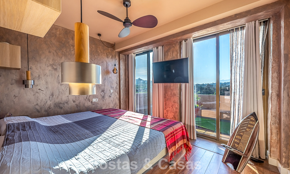 Ático dúplex espacioso con espectacular terraza en la azotea en Venta en Atalaya, Nueva Milla de Oro, Estepona 804643