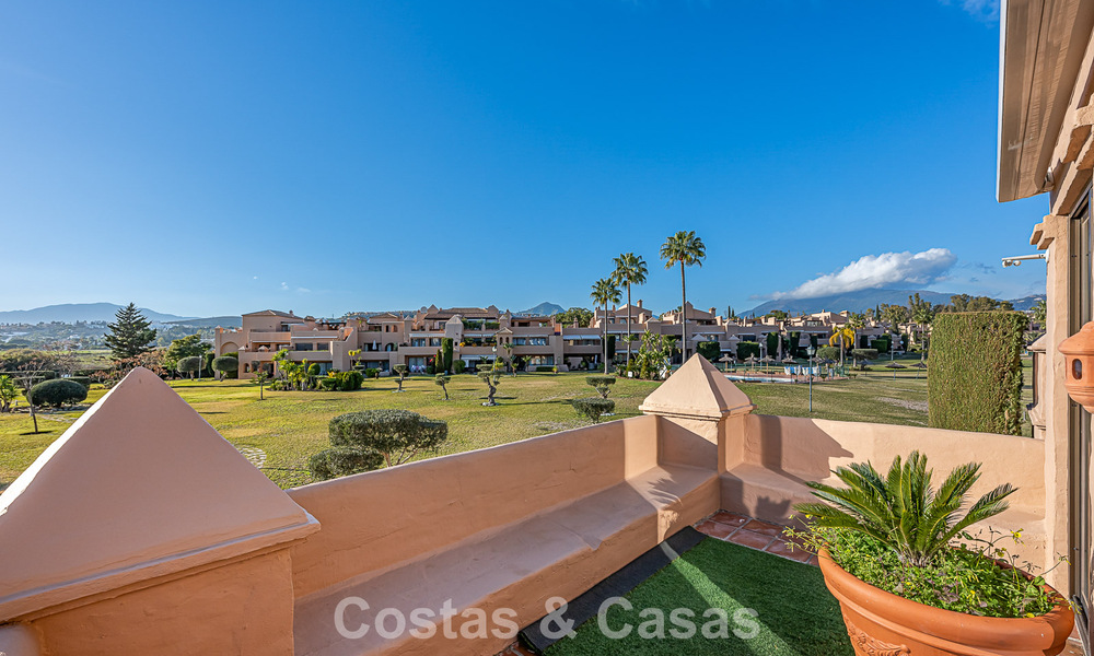 Ático dúplex espacioso con espectacular terraza en la azotea en Venta en Atalaya, Nueva Milla de Oro, Estepona 804645