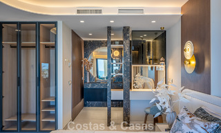 Apartamento con vistas al mar en un complejo en primera línea de playa en la Nueva Milla de Oro - Marbella - Estepona 804716 