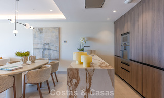 Apartamento con vistas al mar en un complejo en primera línea de playa en la Nueva Milla de Oro - Marbella - Estepona 804722 