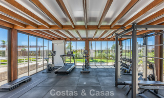 Apartamento con vistas al mar en un complejo en primera línea de playa en la Nueva Milla de Oro - Marbella - Estepona 804729 