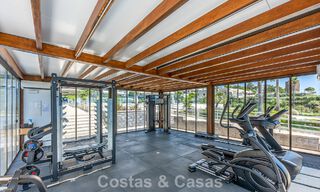 Apartamento con vistas al mar en un complejo en primera línea de playa en la Nueva Milla de Oro - Marbella - Estepona 804730 