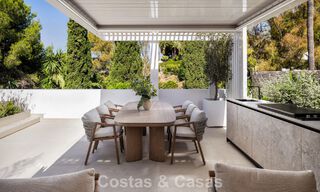 Ático dúplex de lujo con atractiva terraza en la azotea en venta en la prestigiosa Milla de Oro de Marbella 804736 