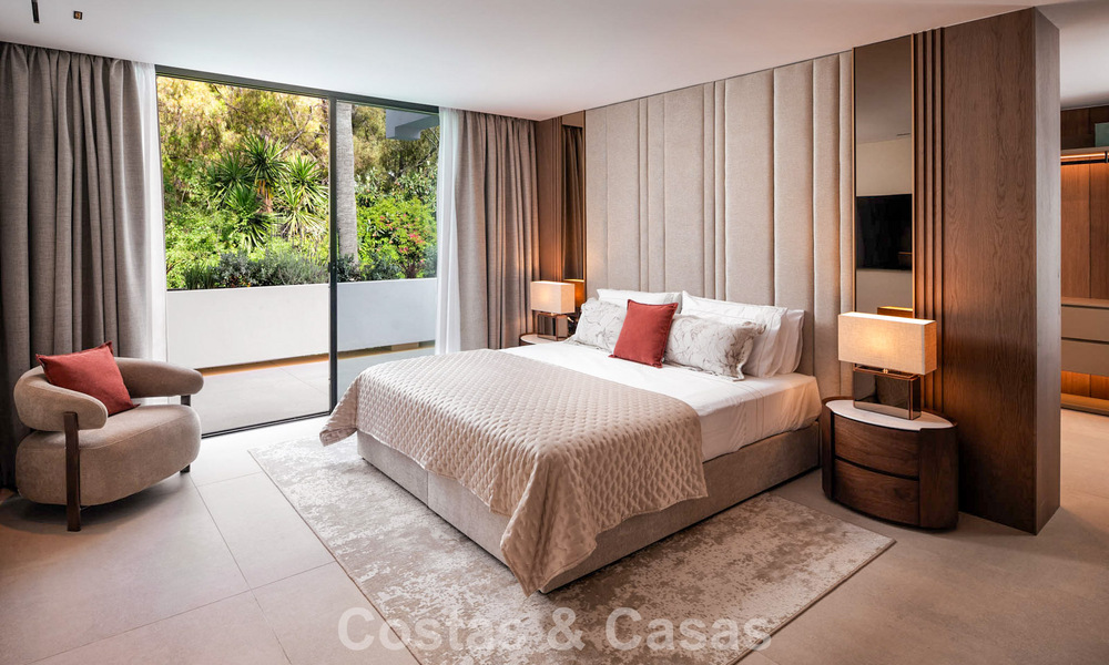 Ático dúplex de lujo con atractiva terraza en la azotea en venta en la prestigiosa Milla de Oro de Marbella 804738
