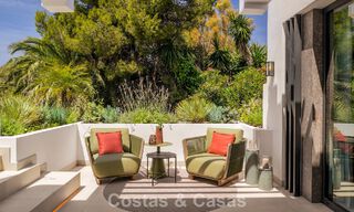 Ático dúplex de lujo con atractiva terraza en la azotea en venta en la prestigiosa Milla de Oro de Marbella 804753 