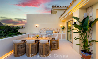 Lujoso ático contemporáneo reformado con vistas panorámicas al mar en Sierra Blanca, en la Milla de Oro de Marbella 804832 